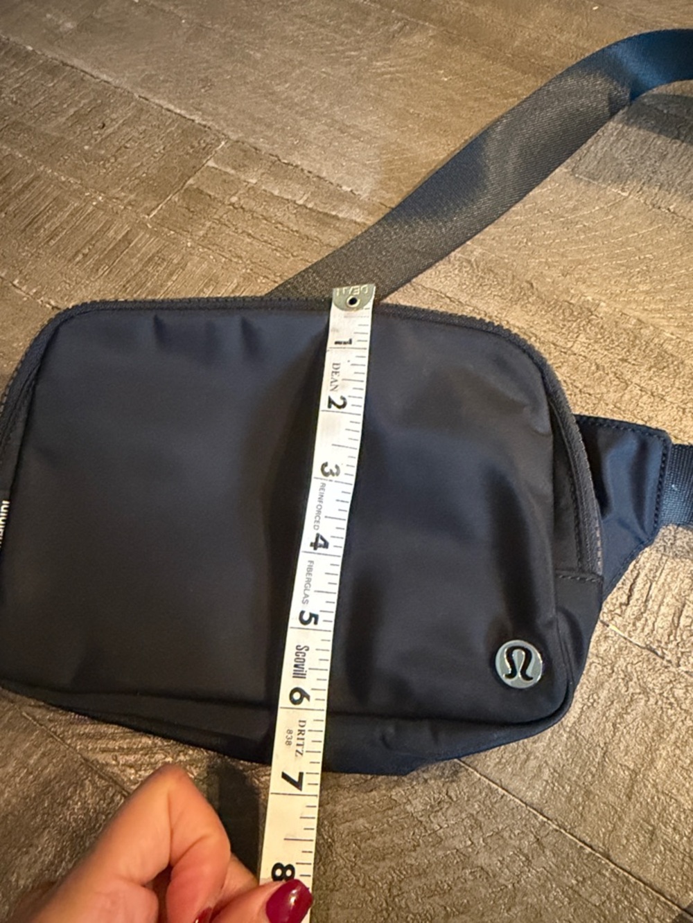 lululemon athletica Black Belt Bag - Picture 6 of 8